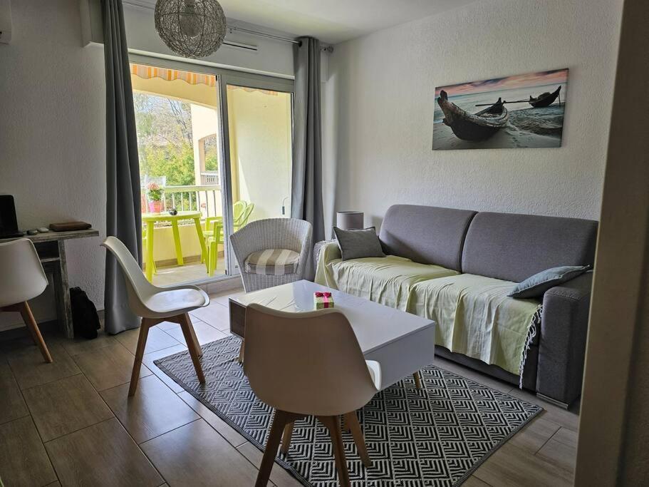 Petit Paradis Classe 3 Etoiles A 200M De La Plage! Terrasse-Wifi-Parking-Clim Saint-Mandrier-sur-Mer Exterior foto