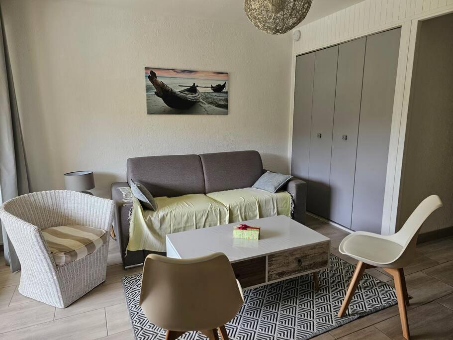 Petit Paradis Classe 3 Etoiles A 200M De La Plage! Terrasse-Wifi-Parking-Clim Saint-Mandrier-sur-Mer Exterior foto