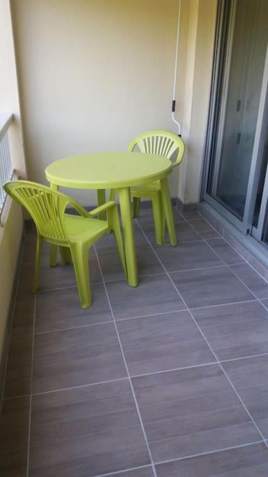 Petit Paradis Classe 3 Etoiles A 200M De La Plage! Terrasse-Wifi-Parking-Clim Saint-Mandrier-sur-Mer Exterior foto