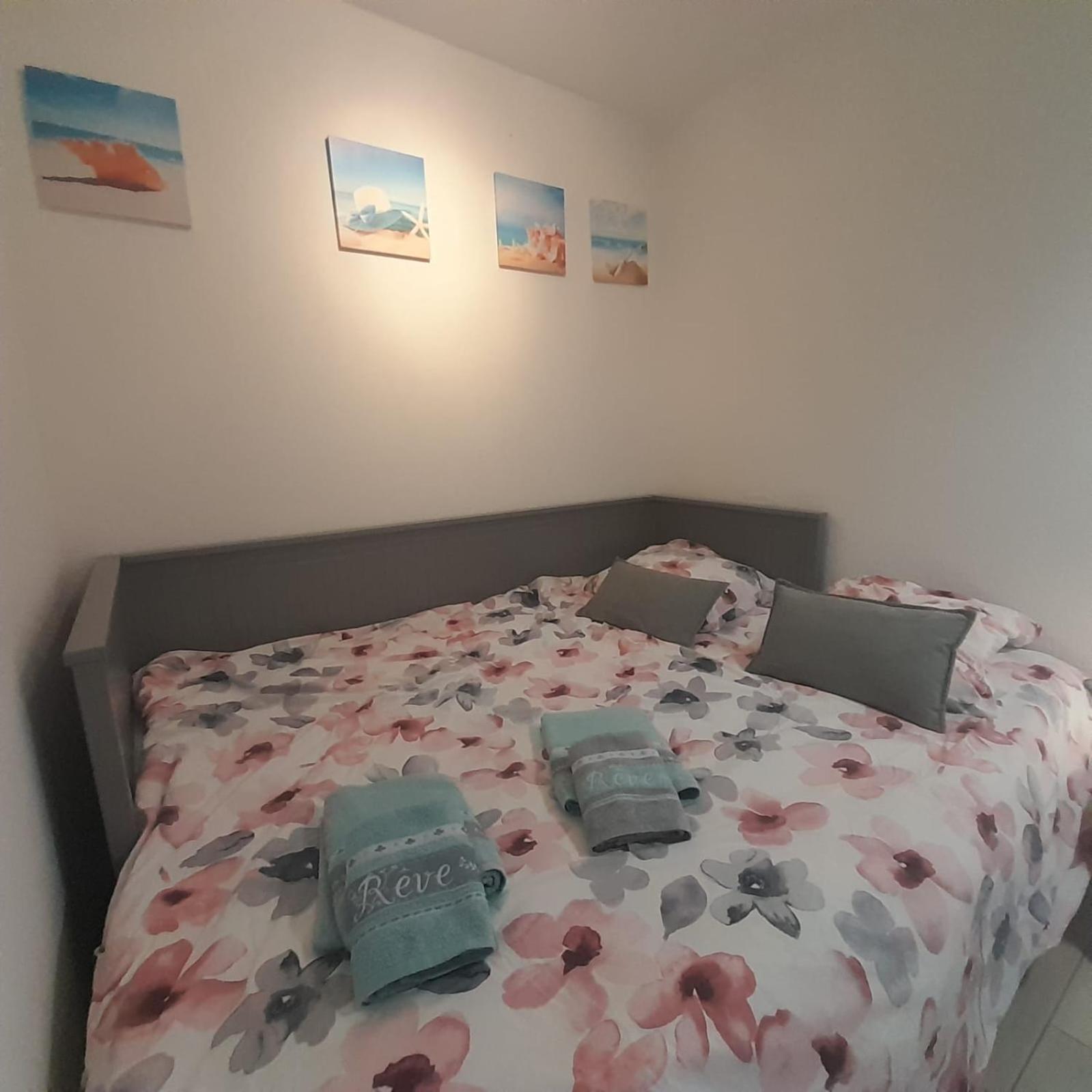 Petit Paradis Classe 3 Etoiles A 200M De La Plage! Terrasse-Wifi-Parking-Clim Saint-Mandrier-sur-Mer Exterior foto