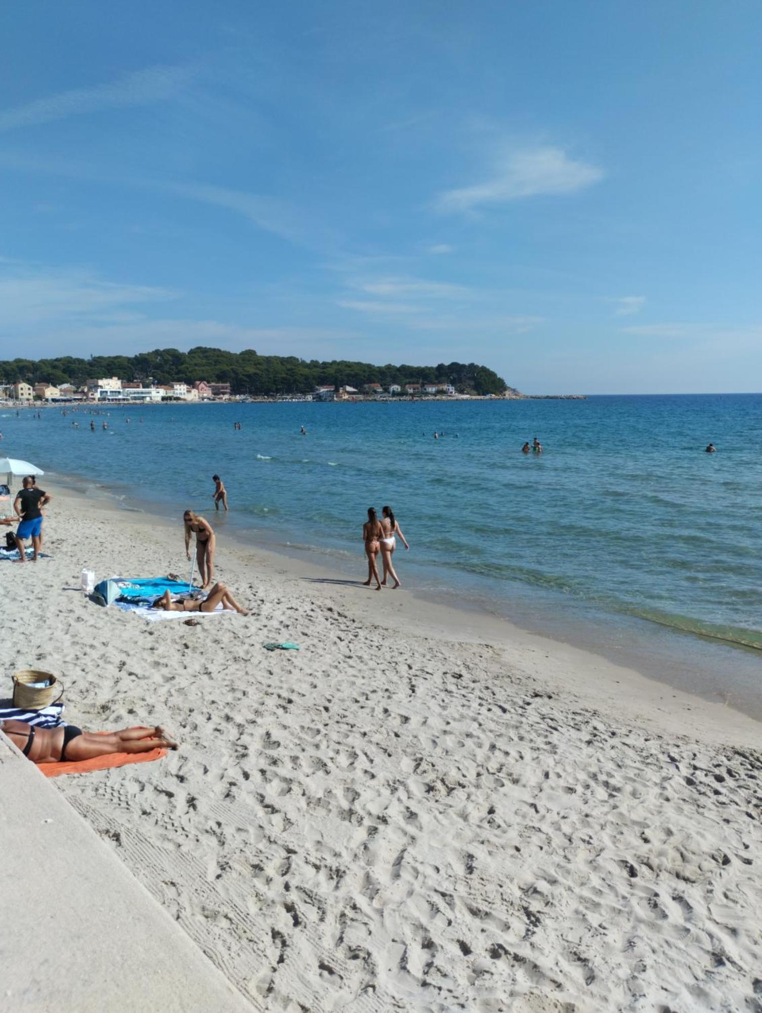 Petit Paradis Classe 3 Etoiles A 200M De La Plage! Terrasse-Wifi-Parking-Clim Saint-Mandrier-sur-Mer Exterior foto